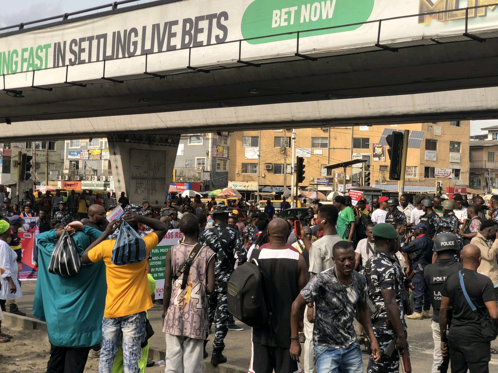 Protesters Take to Lagos Streets Demanding Economic Relief