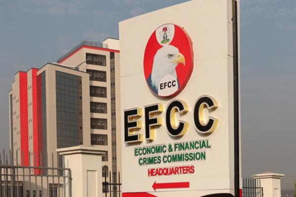 EFCC Busts 39 Alleged Internet Fraudsters in Benin City Sweep