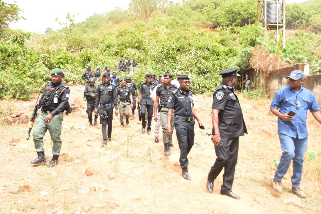 FCT Police Conduct Sweep of Suspected Kidnappers’ Hideouts in Abuja Hills