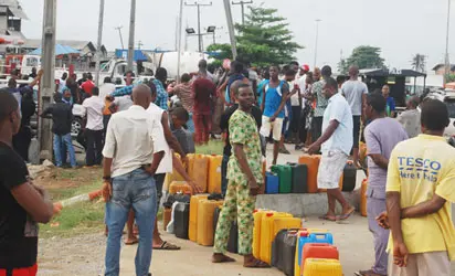 Tragedy in Obalende: Man Shot Dead in Fuel Queue Dispute