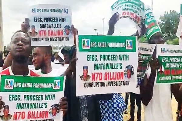 Zamfara Protesters Urge EFCC to Reopen Probe into Ex-Governor Matawalle