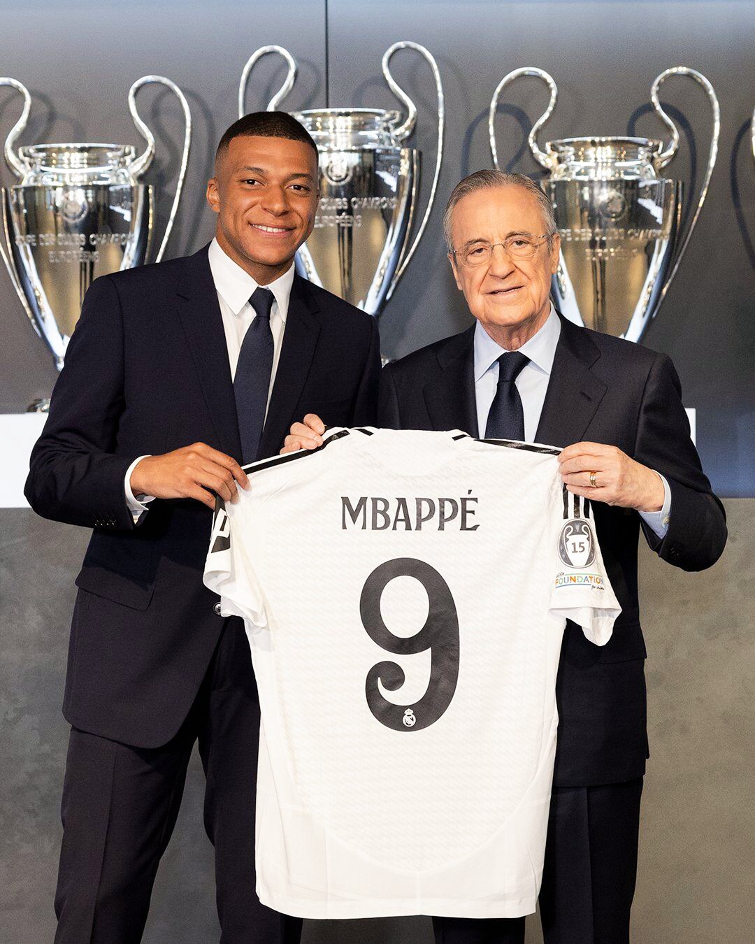 Kylian Mbappe Unveiled to 80,000 Fans at Santiago Bernabeu