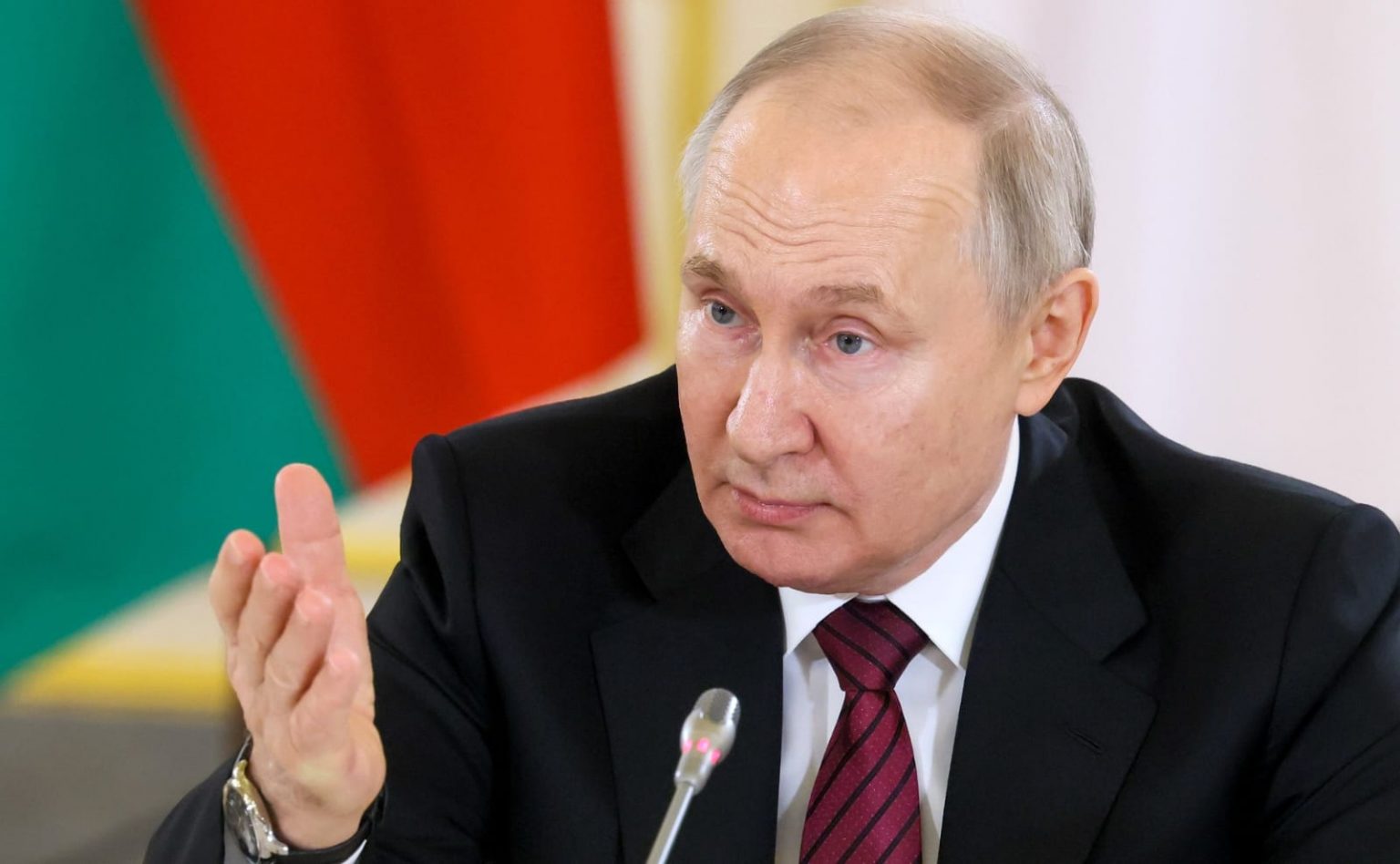 Putin Vows to Crush Divisive Forces Amid Crackdown on Dissent