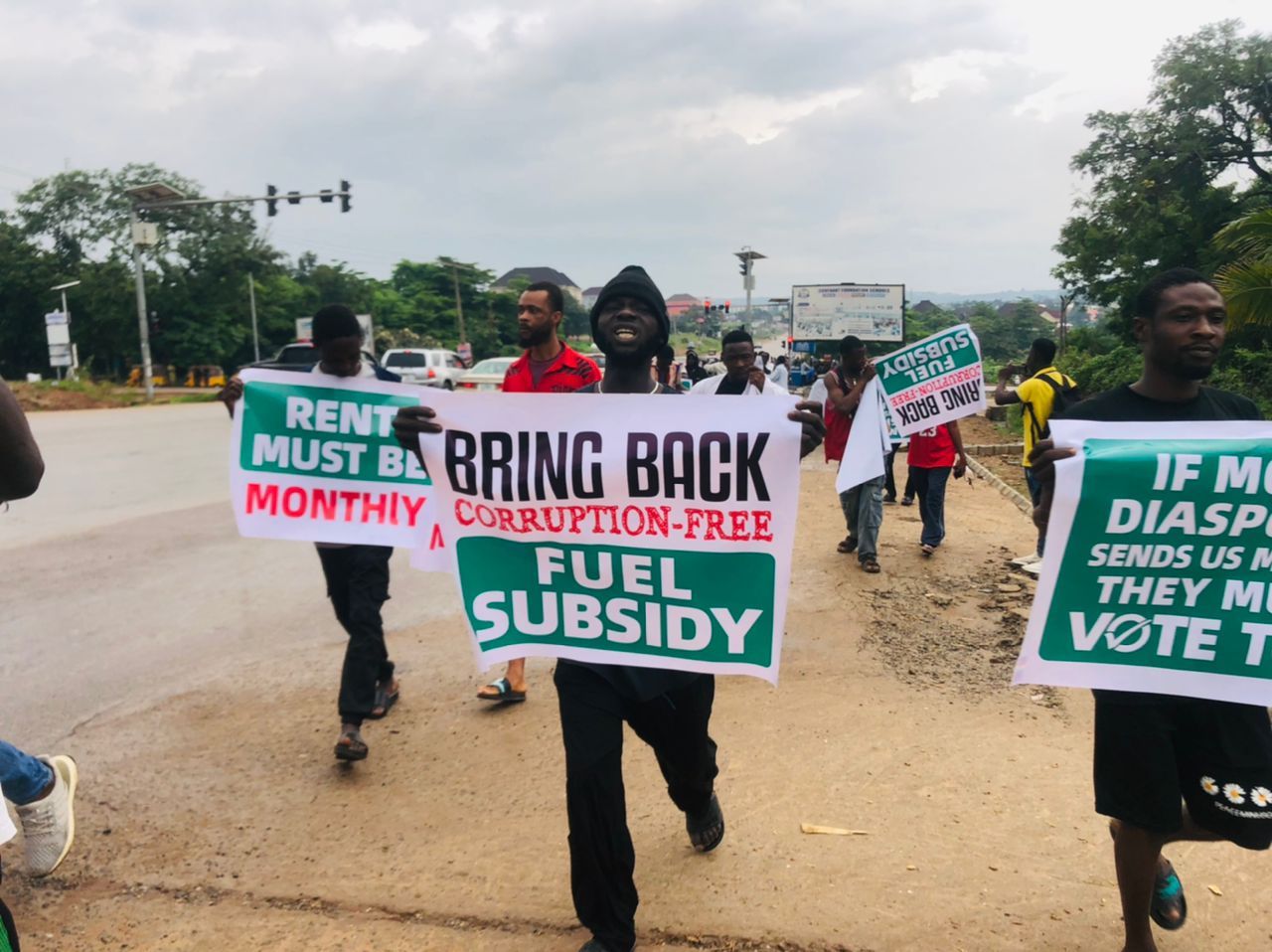 Protesters Return to Abuja Streets, Demand End to Hunger and Fuel Subsidy Reinstatement