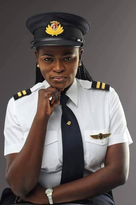 Meet Adeola Sowemimo: The First Nigerian Woman to Fly a Boeing 787