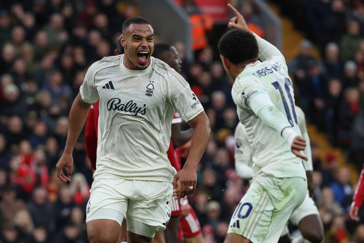 Awoniyi Shines as Forest Stun Chelsea 3–1 to Deepen Blues’ Champions League Woes